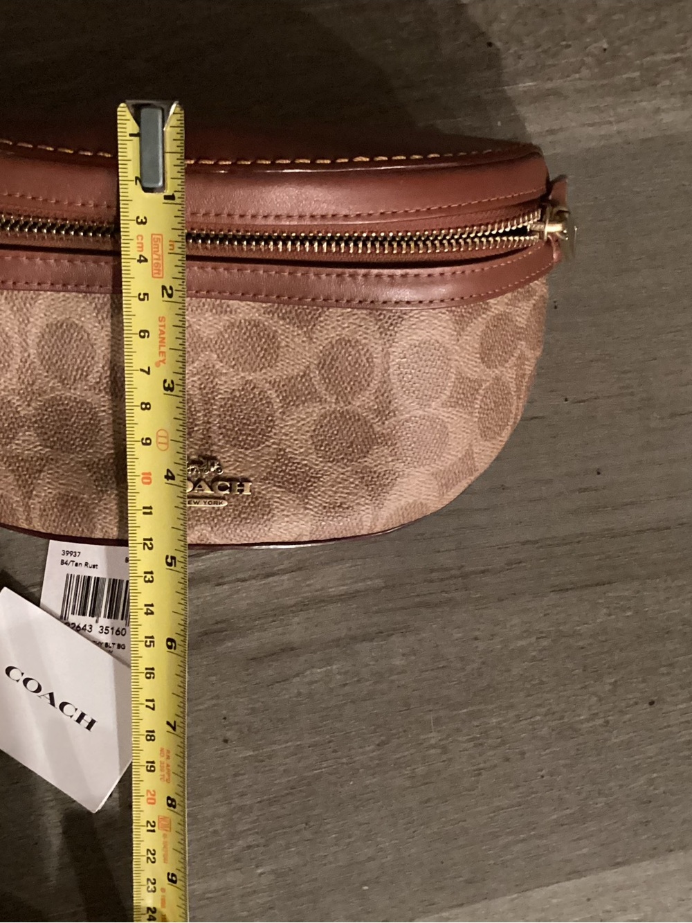 Super Rare made for Japan Coach Signature Adjustable Leather Belt Bag/Crossbody - Picture 7 of 8